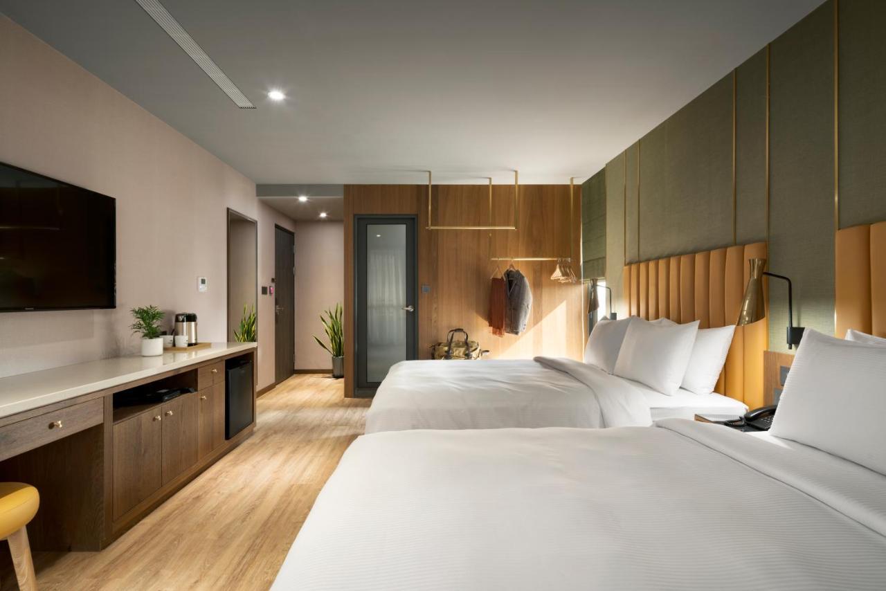 Kindness Day Hotel Тайнань Екстер'єр фото