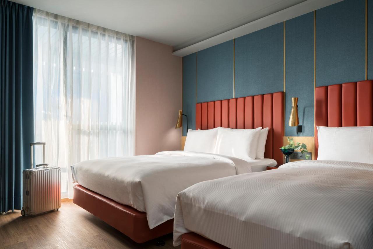 Kindness Day Hotel Тайнань Екстер'єр фото